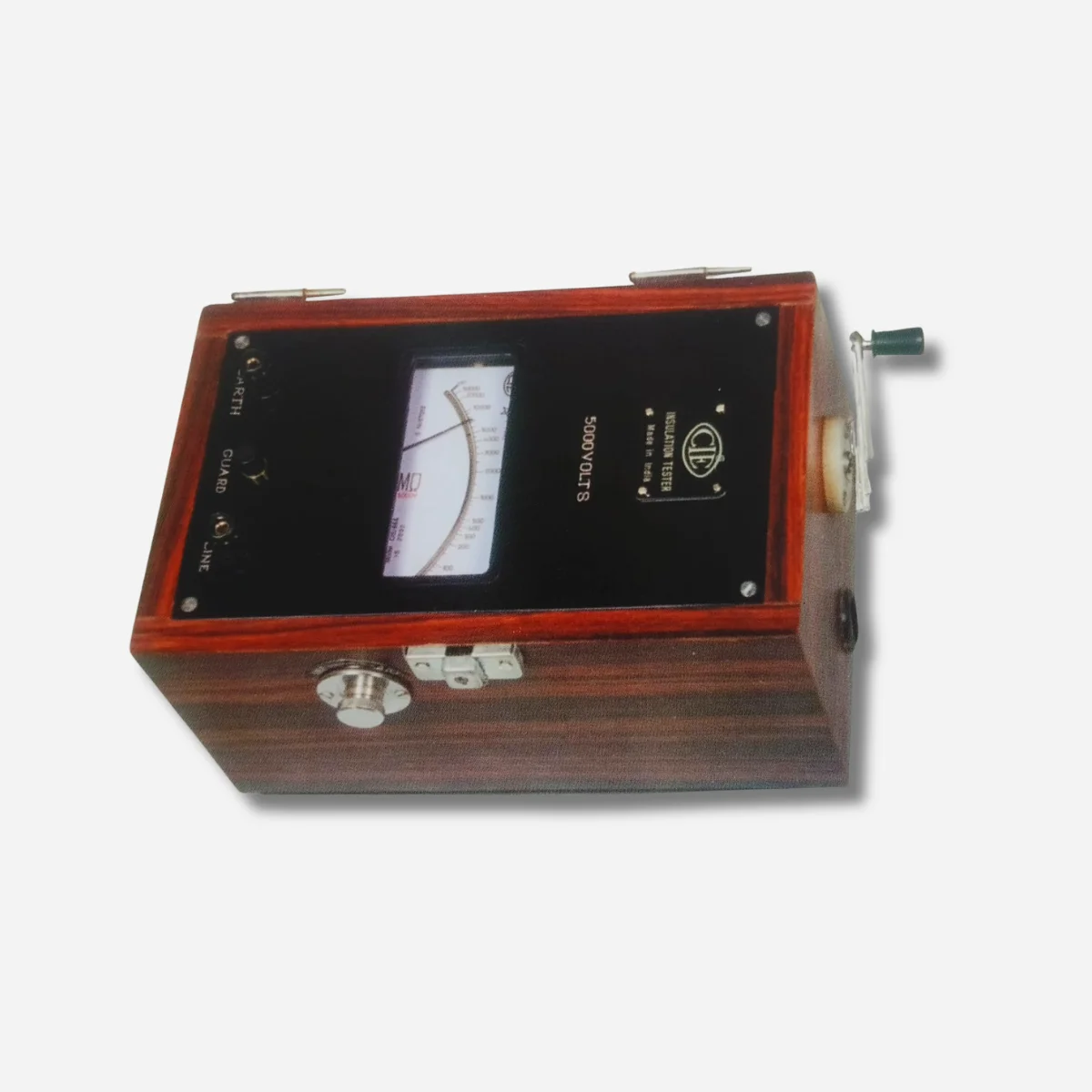 CIE INSULATION TESTER Hand Driven Generator Type– Model: CIE /666 (Wooden Body)